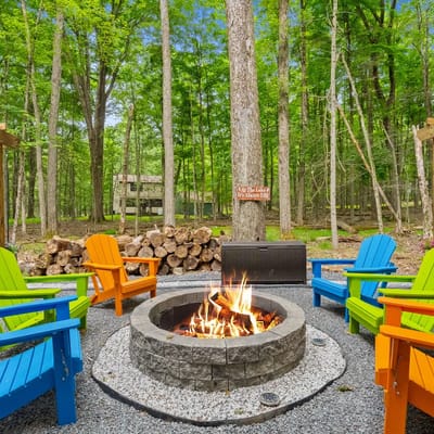 Brand New Chalet - Seclusion, Arcade, Fire Pit